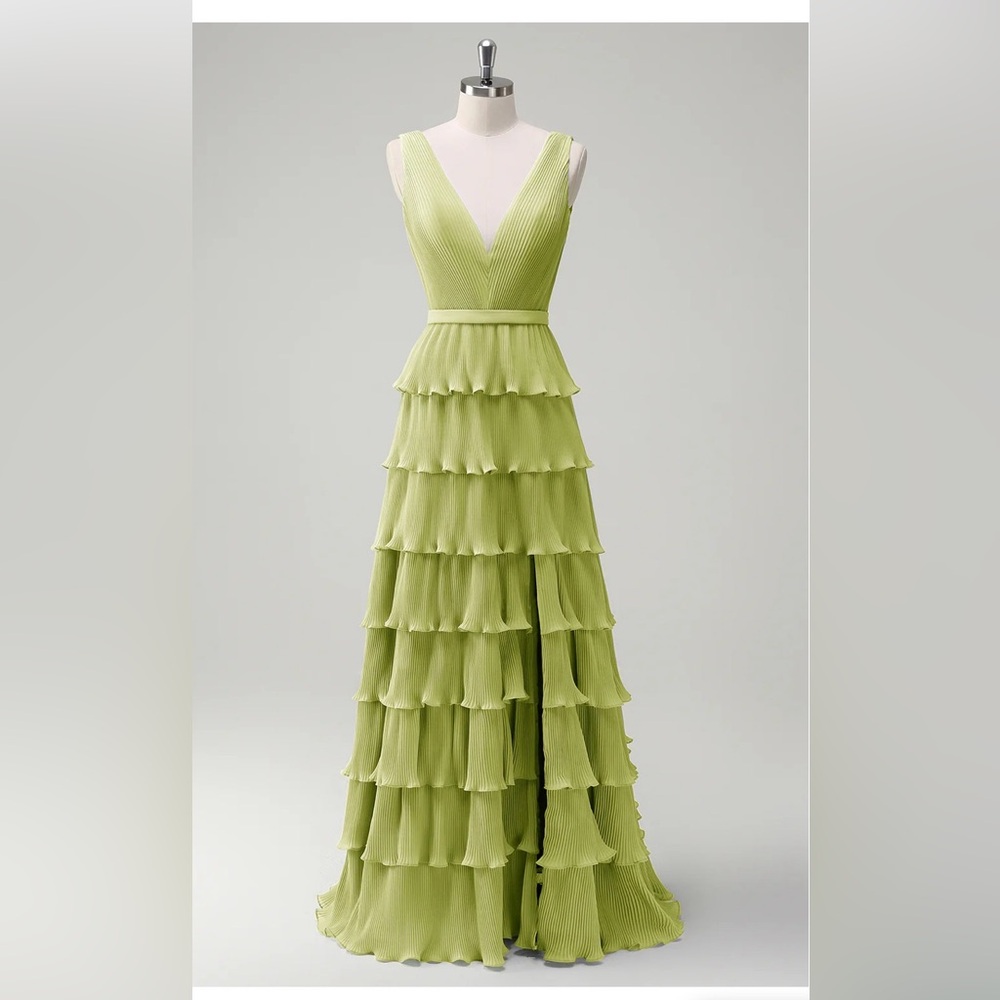 NEW!  NEVER WORN—Wedtrend Bridesmaid Dress - Size 4 - Dusty Sage